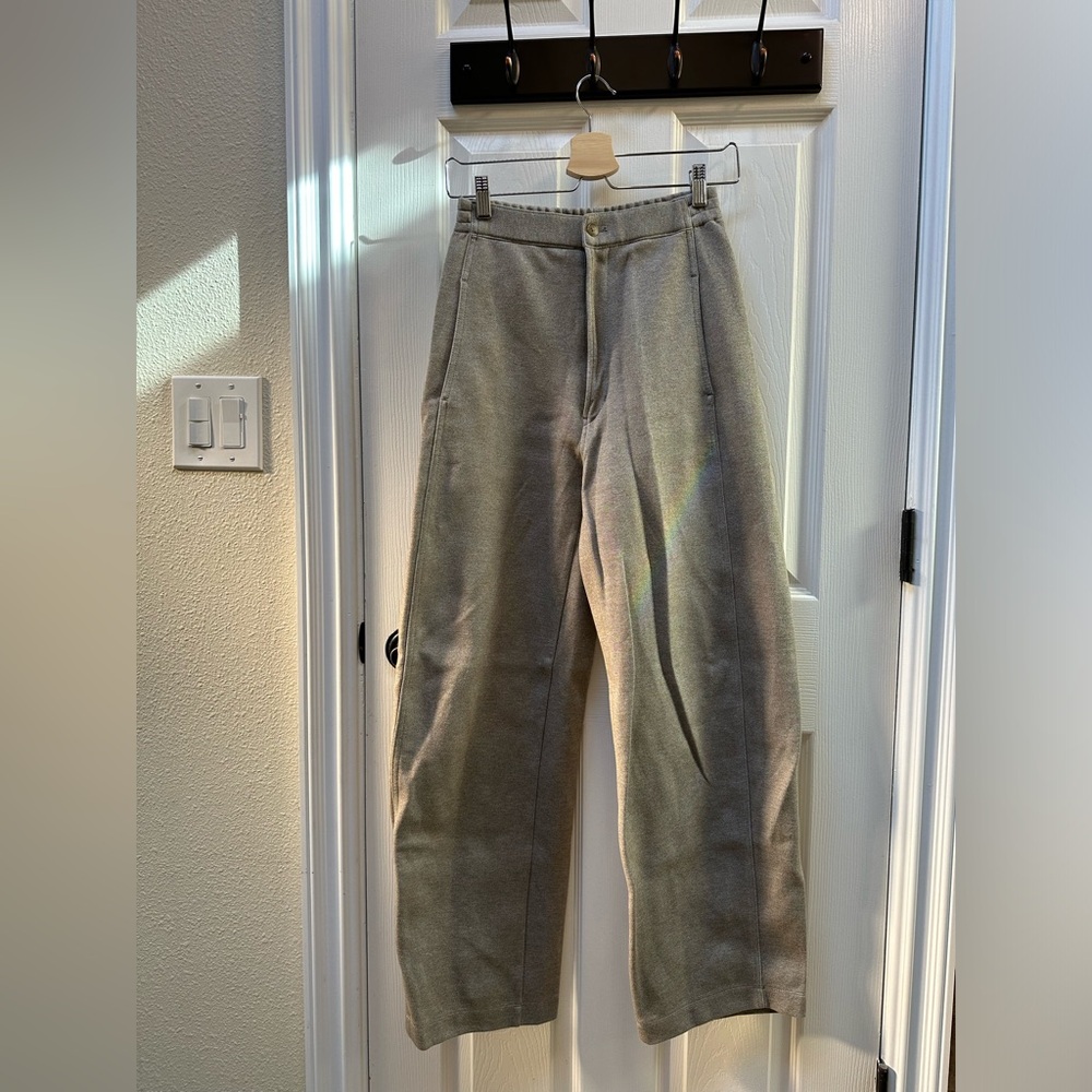 Uniqlo U Wide-Fit Curved Jersey Pants XS